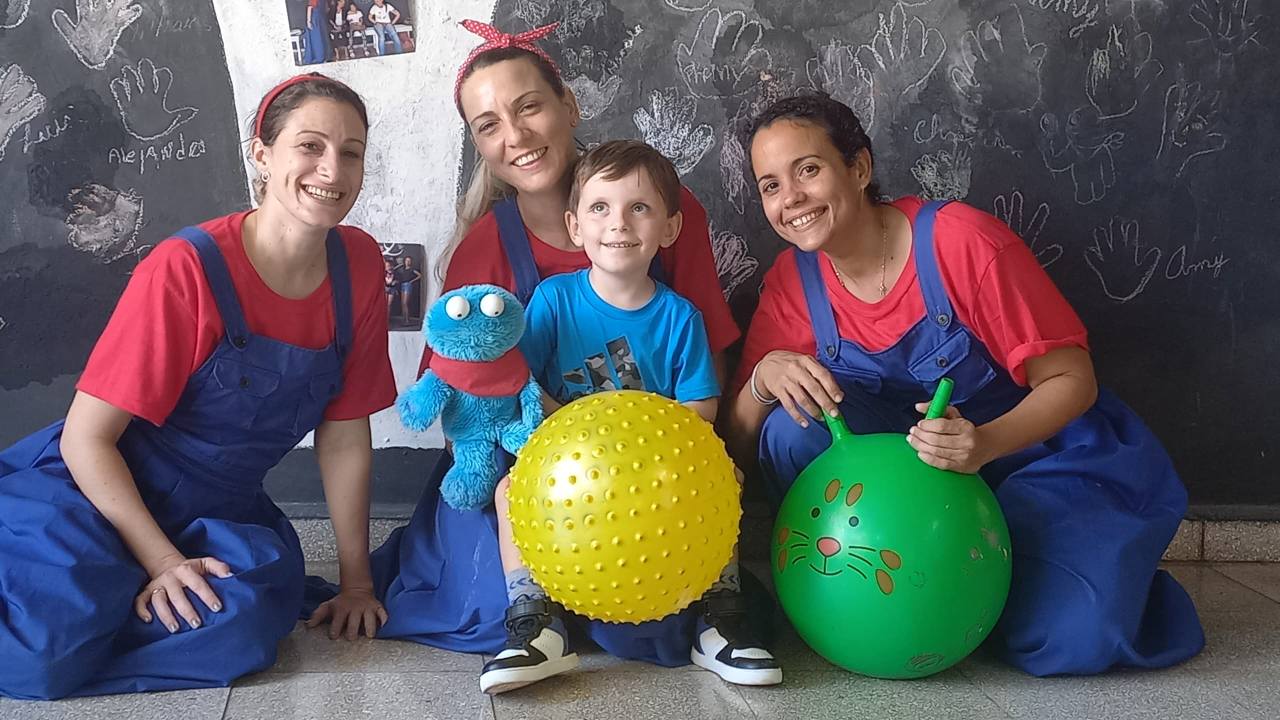 La casita de Azulín para propiciar ambientes amigables a quienes viven con neurodiversidad y promover su integración social. Fotos: Cortesía de Yanetsy Sánchez