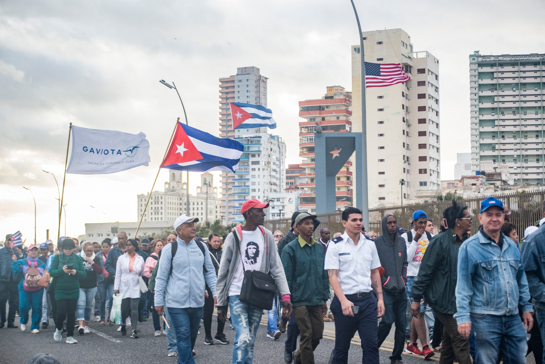 Marcha en la Tribuna Antimperialista por nuestros 32 combatientes caídos