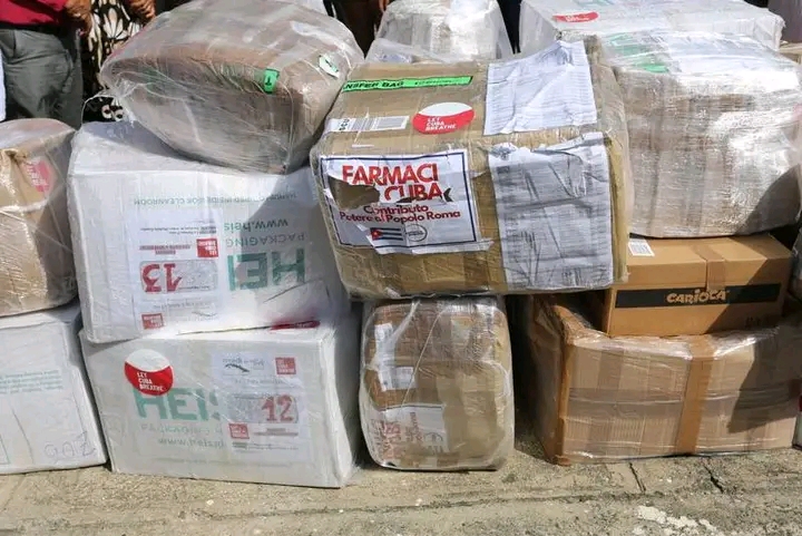 Convoy en Universidad de Ciencias Médicas de Santiago de Cuba