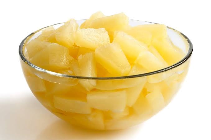 Piña en almíbar